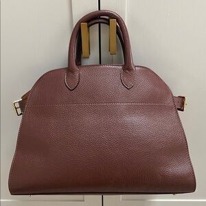 Elegant Brown Leather Handbag